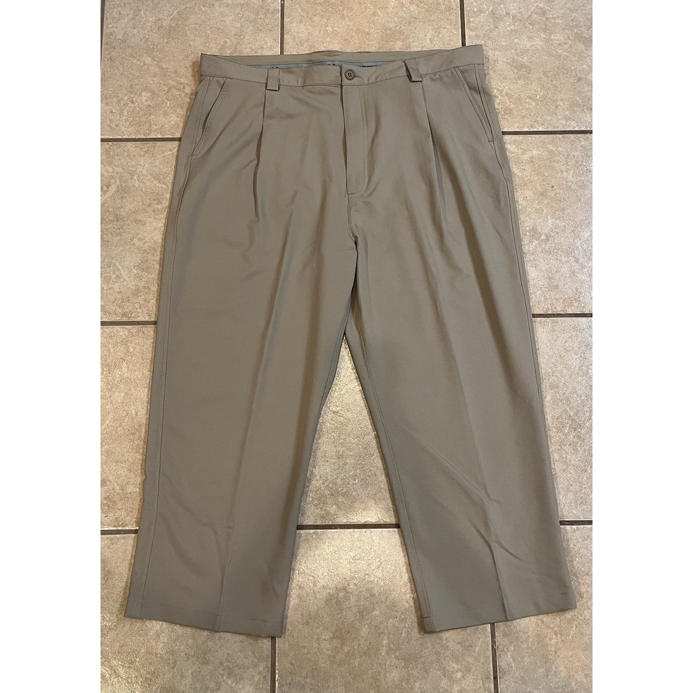 Under Armour Performance Pleated Khaki Golf Pants‎ Mens Size 40Rx25  205381